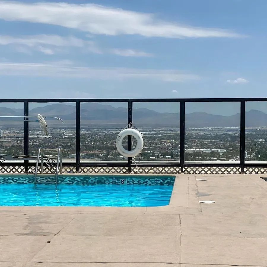 Downtown Las Vegas Beautiful Unit At 4 Queens Casino Fremont Apart otel